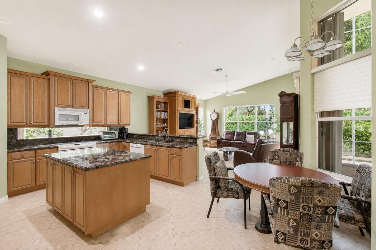 8855 Majorca Bay Drive, Lake Worth, FL 33467 Photo
