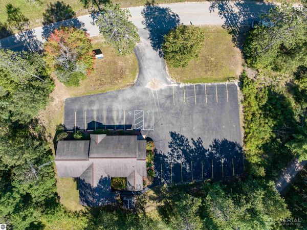 558 Lockwood, Mio, MI 48647