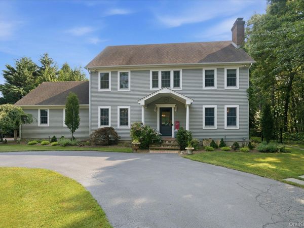 147B Old Country Road , Remsenburg, NY 11960