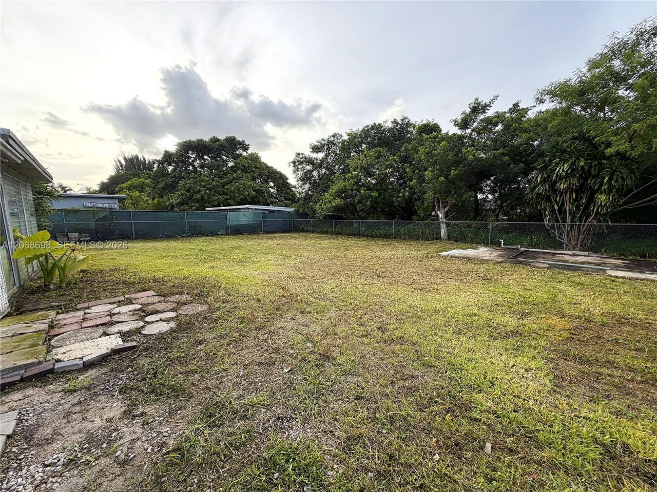 11935 SW 37th St , Miami, FL 33175 Photo