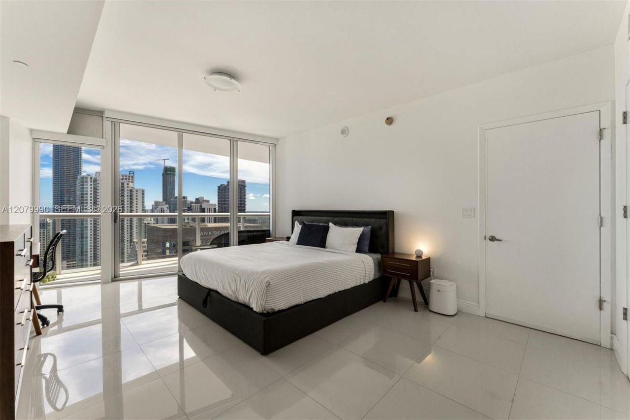 495 Brickell Ave , Unit 4709, Miami, FL 33131 Photo