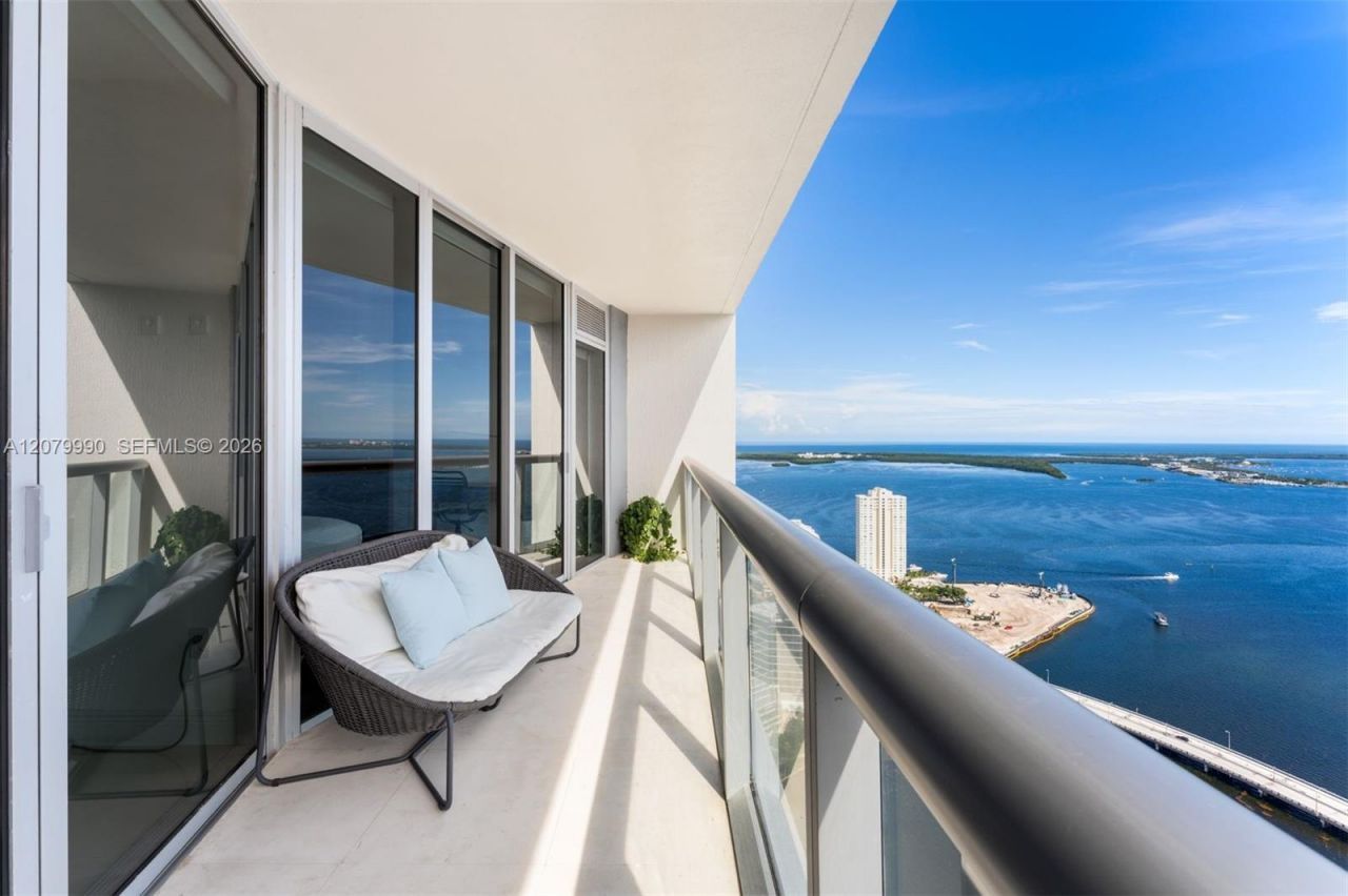 495 Brickell Ave , Unit 4709, Miami, FL 33131 Photo