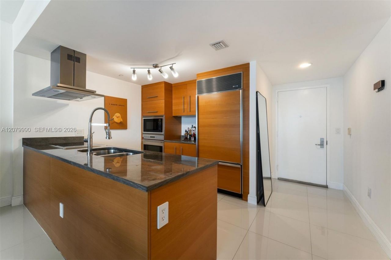 495 Brickell Ave , Unit 4709, Miami, FL 33131 Photo
