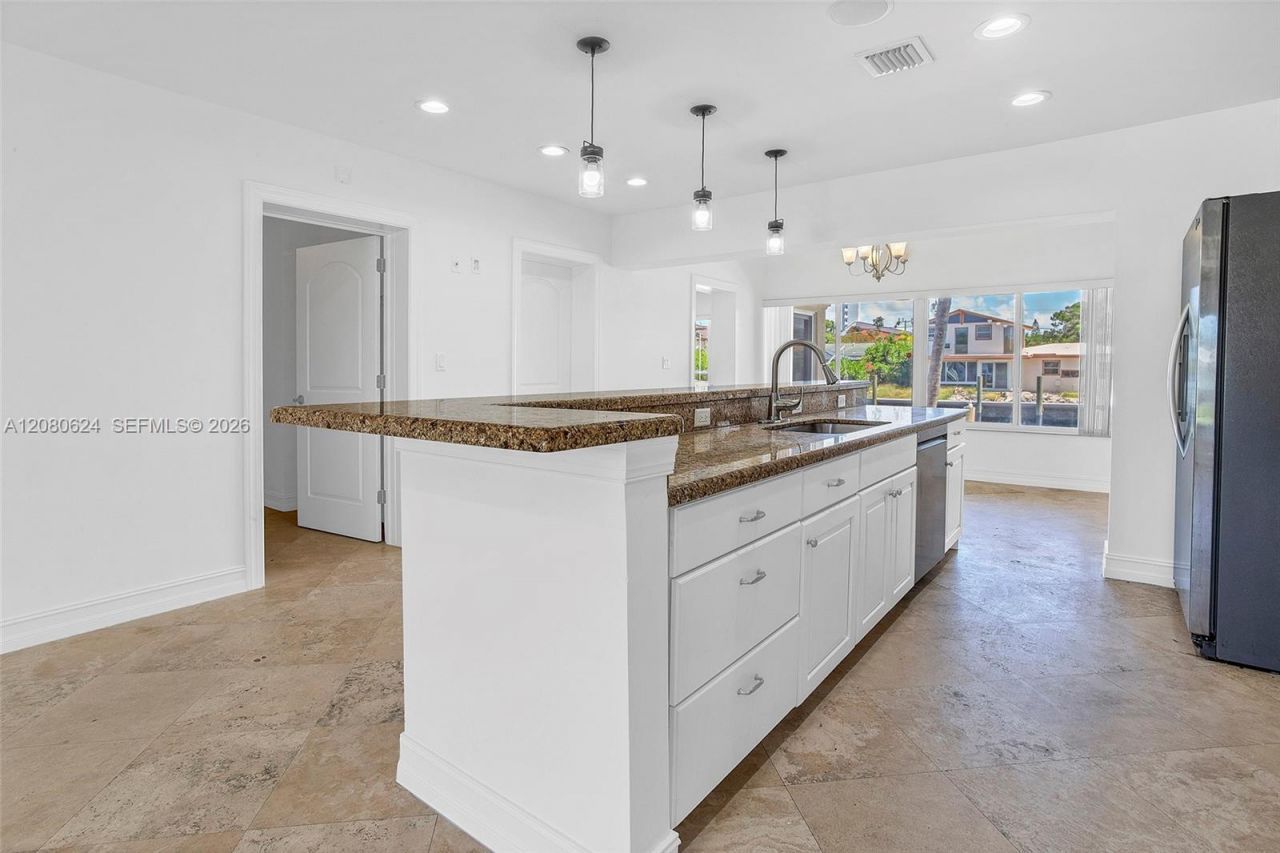 2273 SE 14th St, Pompano Beach, FL 33062 Photo