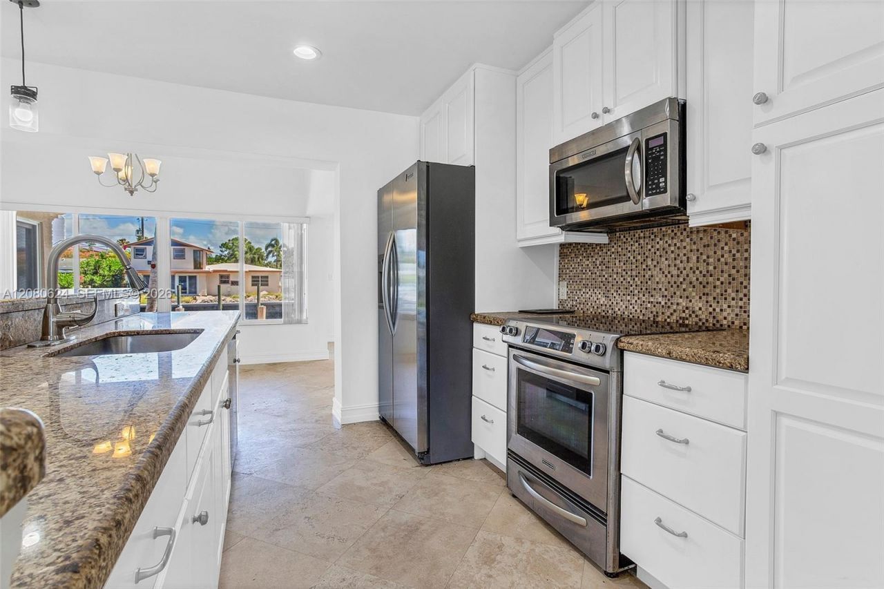 2273 SE 14th St, Pompano Beach, FL 33062 Photo
