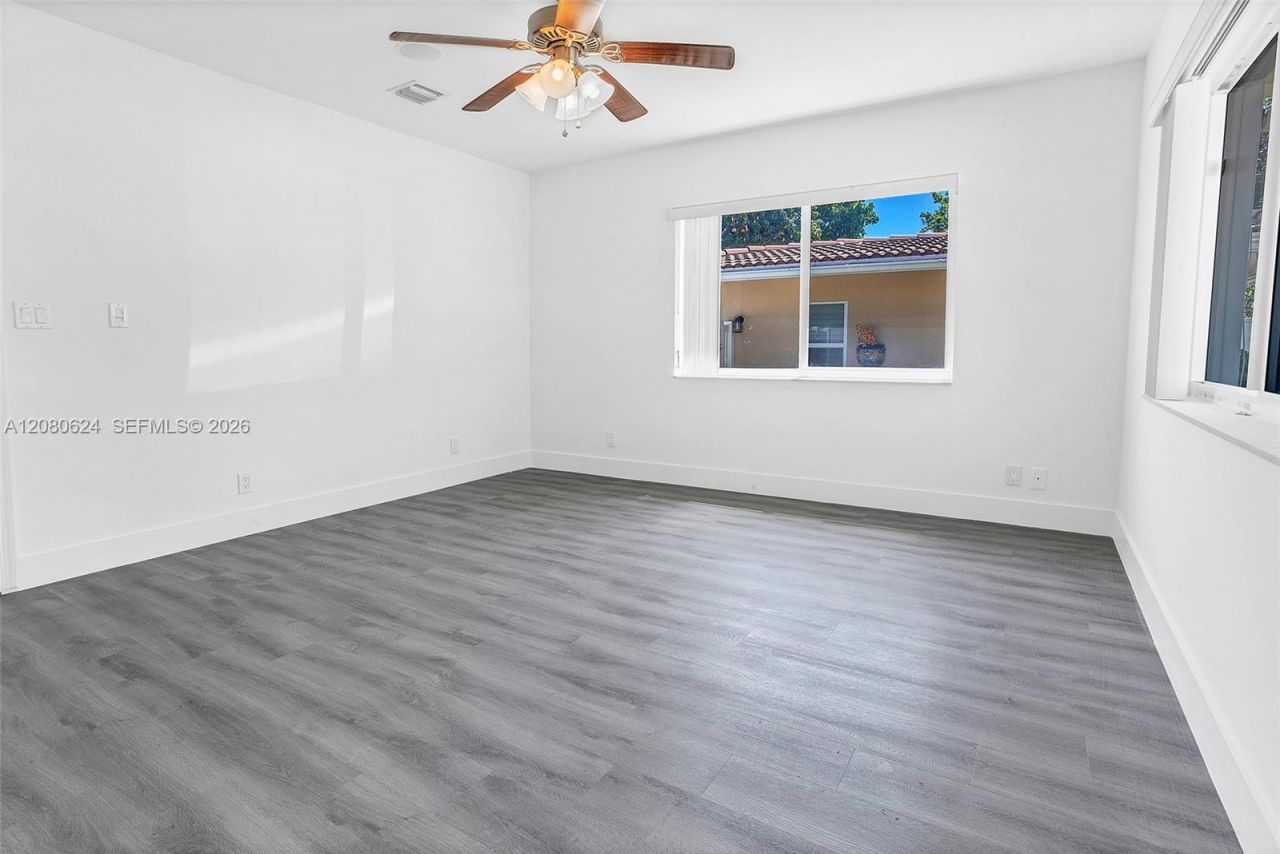 2273 SE 14th St, Pompano Beach, FL 33062 Photo
