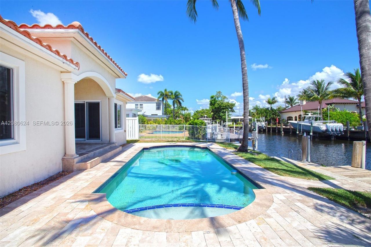 2273 SE 14th St, Pompano Beach, FL 33062 Photo