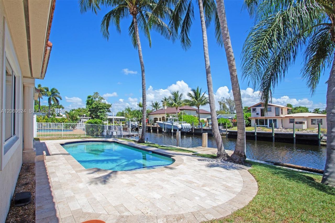 2273 SE 14th St, Pompano Beach, FL 33062 Photo