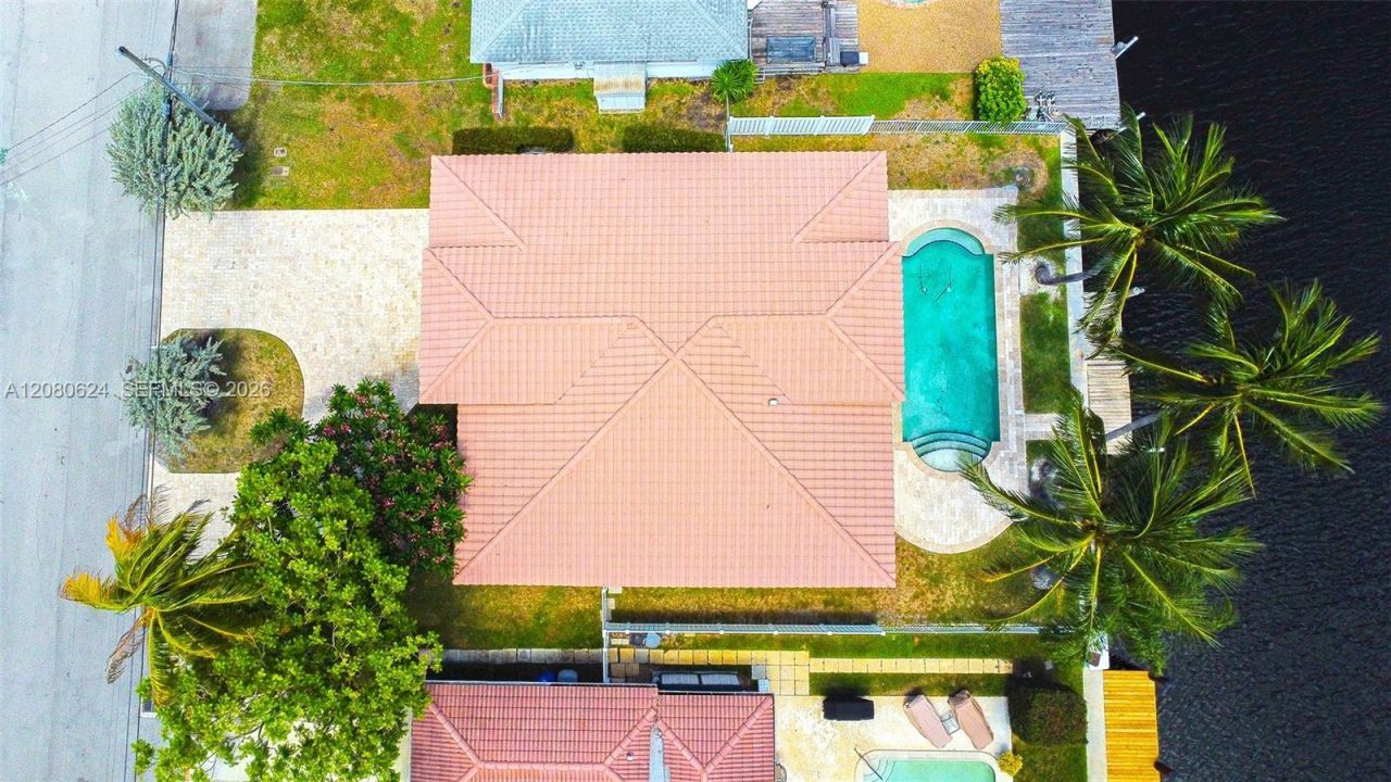 2273 SE 14th St, Pompano Beach, FL 33062 Photo