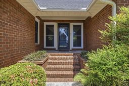 2171 Hunter Creek Drive photo 4