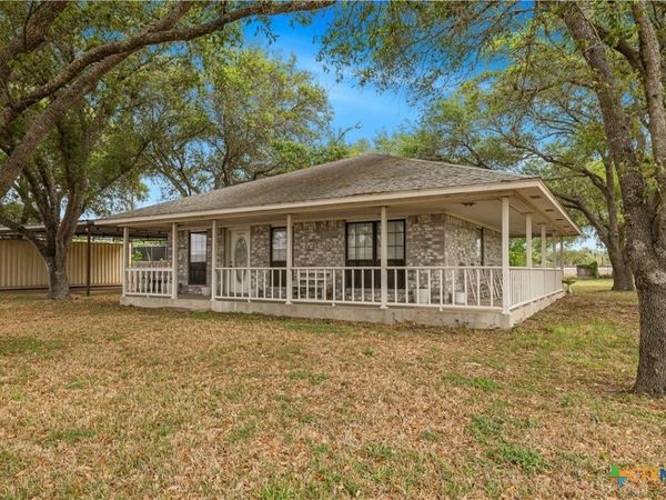 13644 HWY 87 N , Nursery, TX 77976
