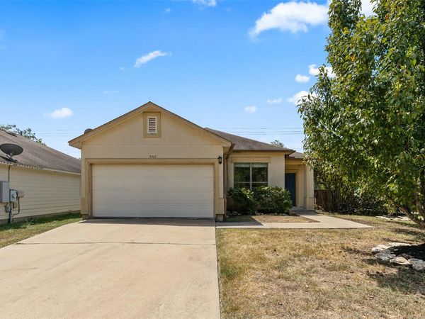 5501 S Hearsey DR , Austin, TX 78744