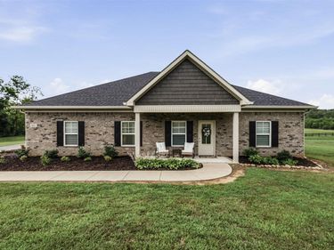651 Allen Michael Lane , Bowling Green, KY 42101