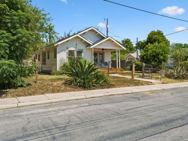 1620 N OLIVE ST, San Antonio, TX 78208
