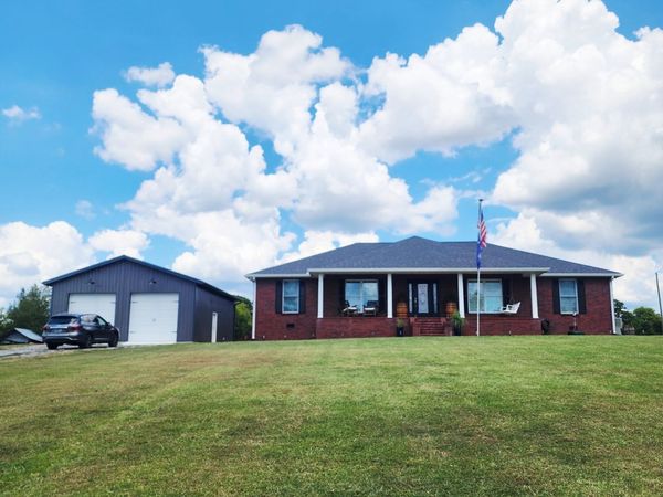 331 Normandy Rd , Wartrace, TN 37183