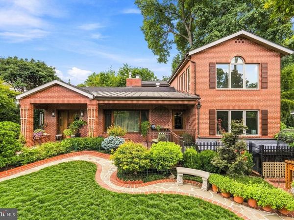 4105 EAST-WEST HIGHWAY, CHEVY CHASE, MD 20815