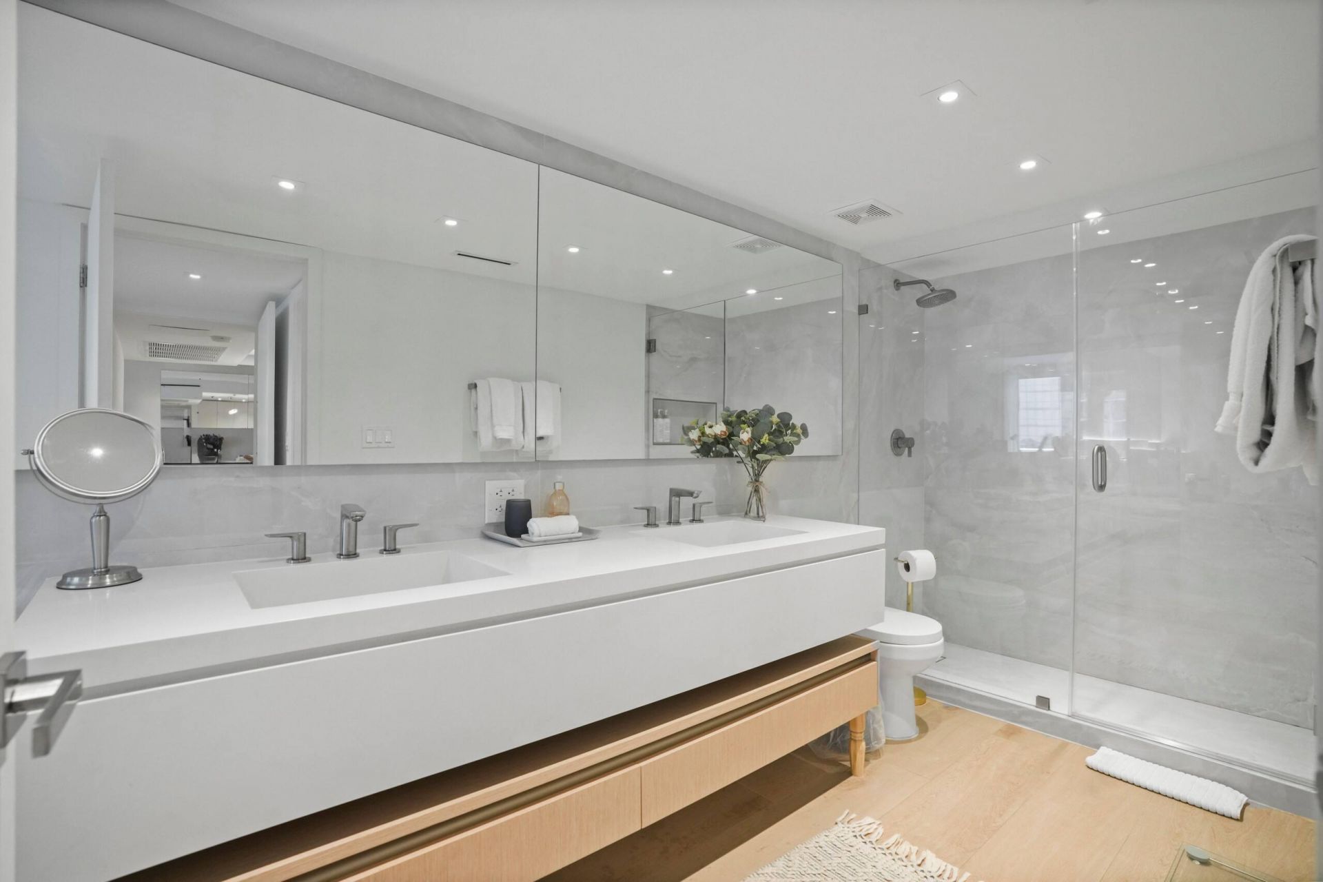 2301 Collins Avenue, Unit 407, Miami Beach, FL 33139 Photo