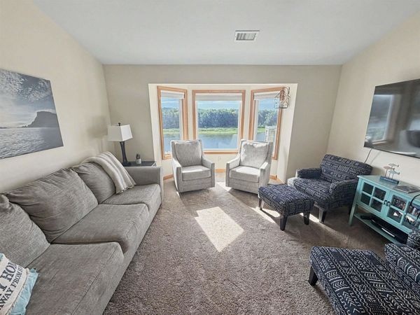 605 Sandy Point Road, Unit 322, Harpers Ferry, IA 52146