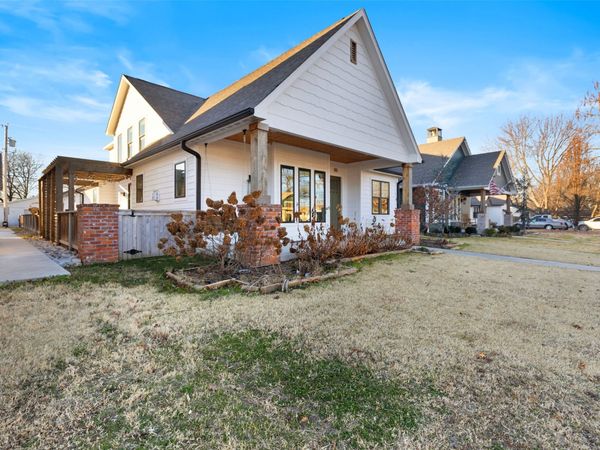 315 E Freeport Street , Broken Arrow, OK 74012