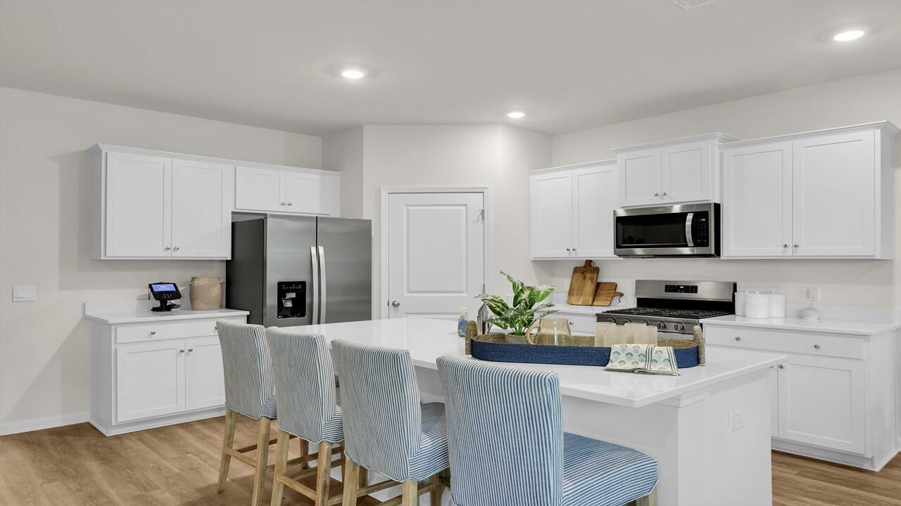 211 Hawk Tail Court Photo 15