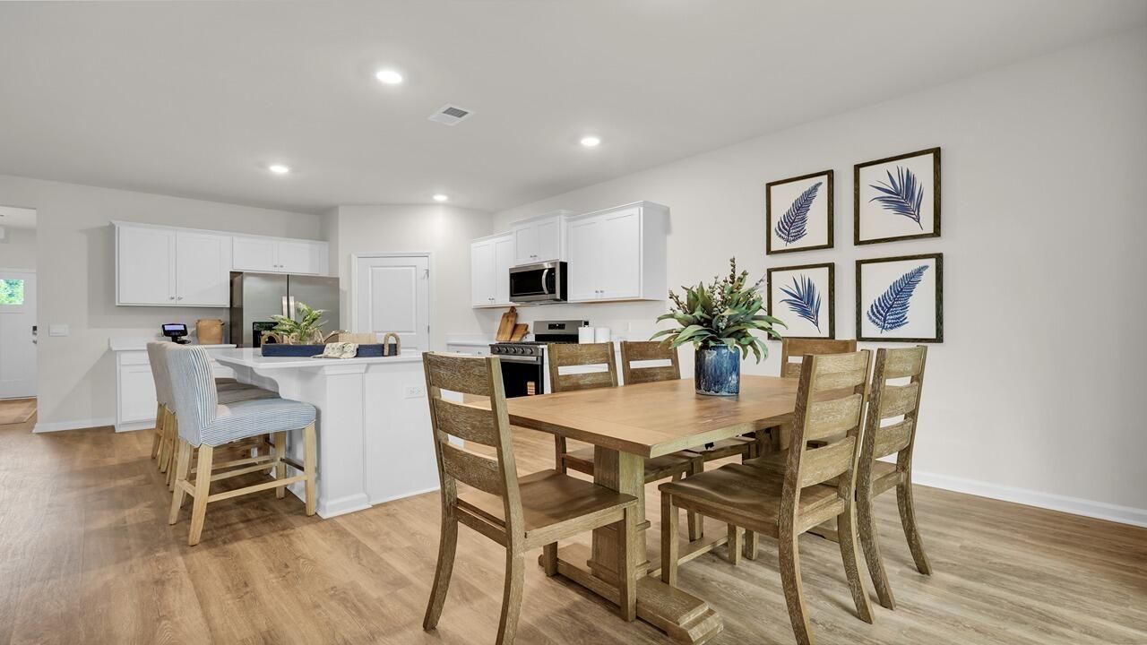 211 Hawk Tail Court Photo 21