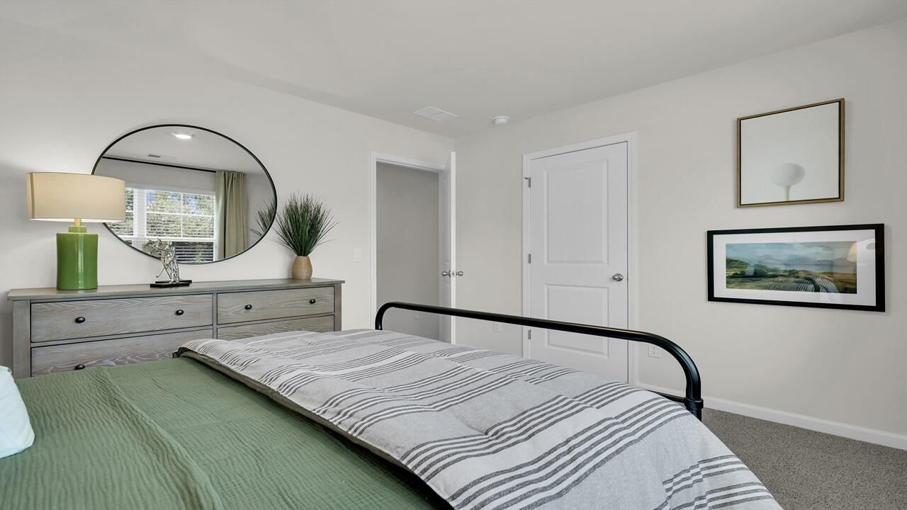 211 Hawk Tail Court Photo 32