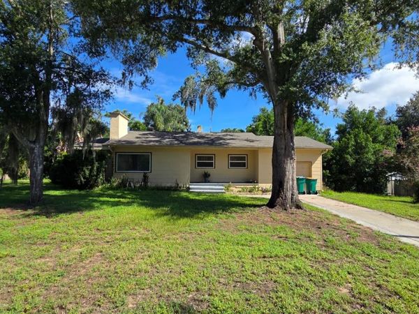 1301 SCENIC AVENUE , EUSTIS, FL 32726