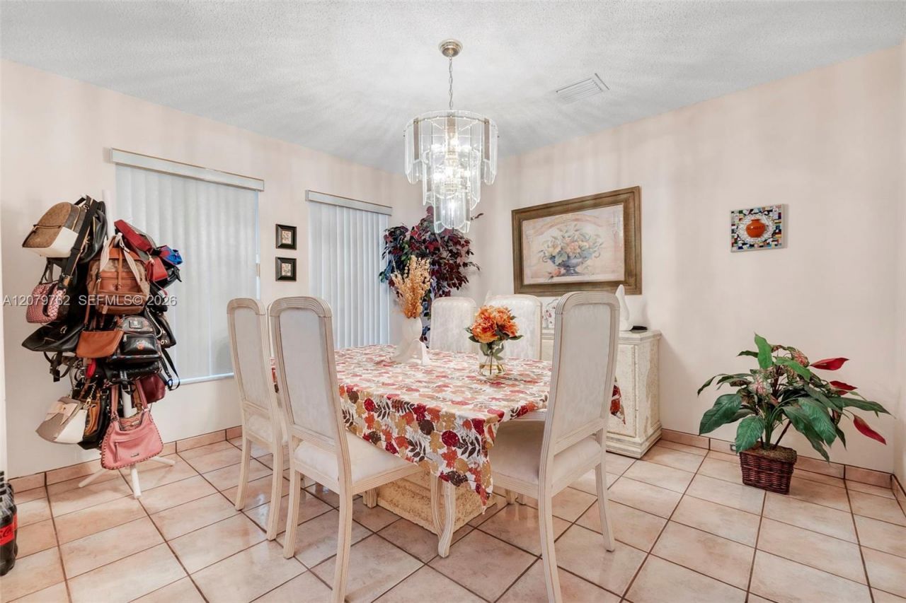 8554 SW 163rd Pl , Miami, FL 33193 Photo