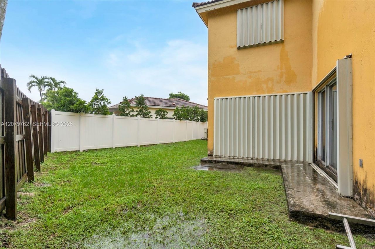 8554 SW 163rd Pl , Miami, FL 33193 Photo