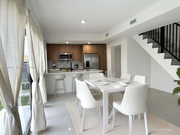 307 NW 13th Pl , Florida City, FL 33034