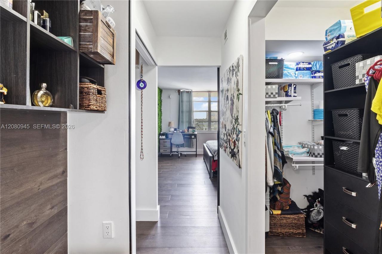 2780 NE 183rd St , Unit 2114, Aventura, FL 33160 Photo