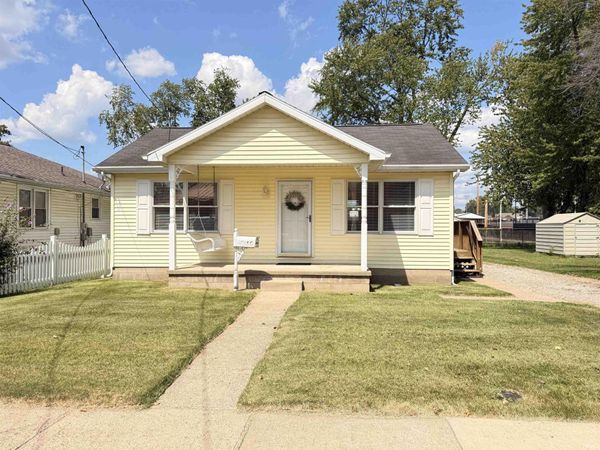 617 W Sycamore Street, Boonville, IN 47601