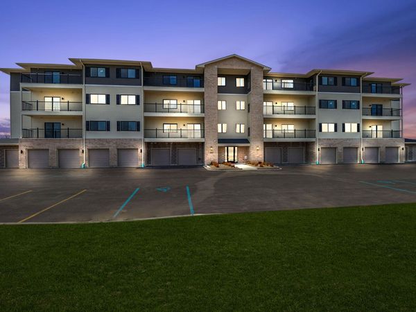 2034 W 75th Place , Unit 46, Merrillville, IN 46410
