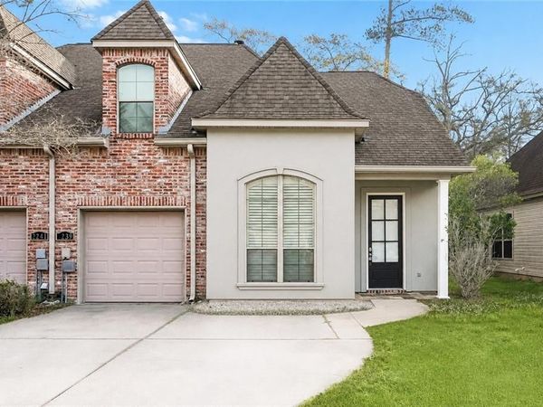 2239 10TH Street , Mandeville, LA 70471