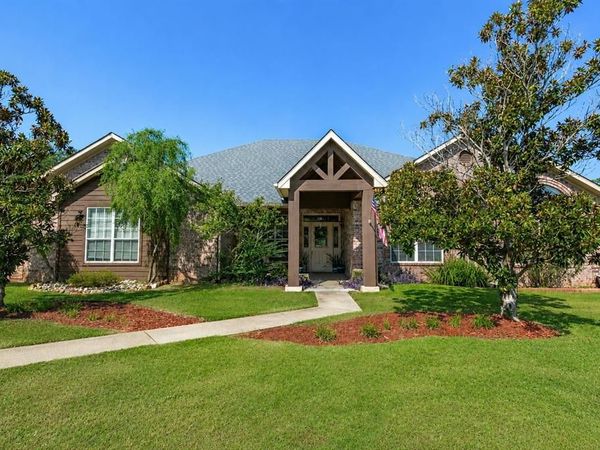 404 Lynn Street , Whitehouse, TX 75791