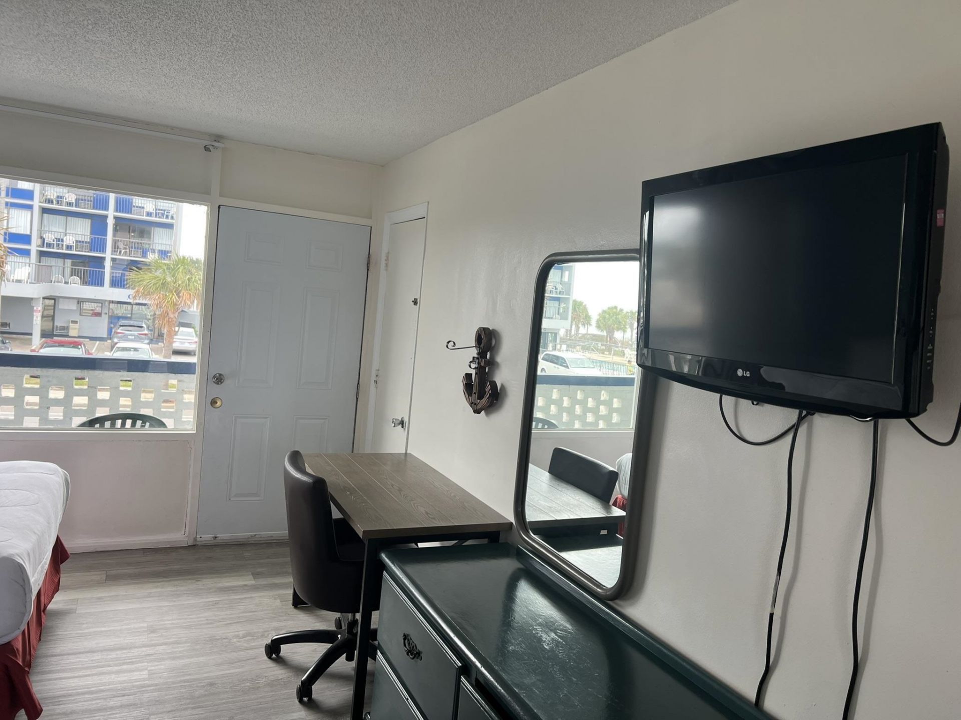 401 N Ocean Blvd. N Photo 13