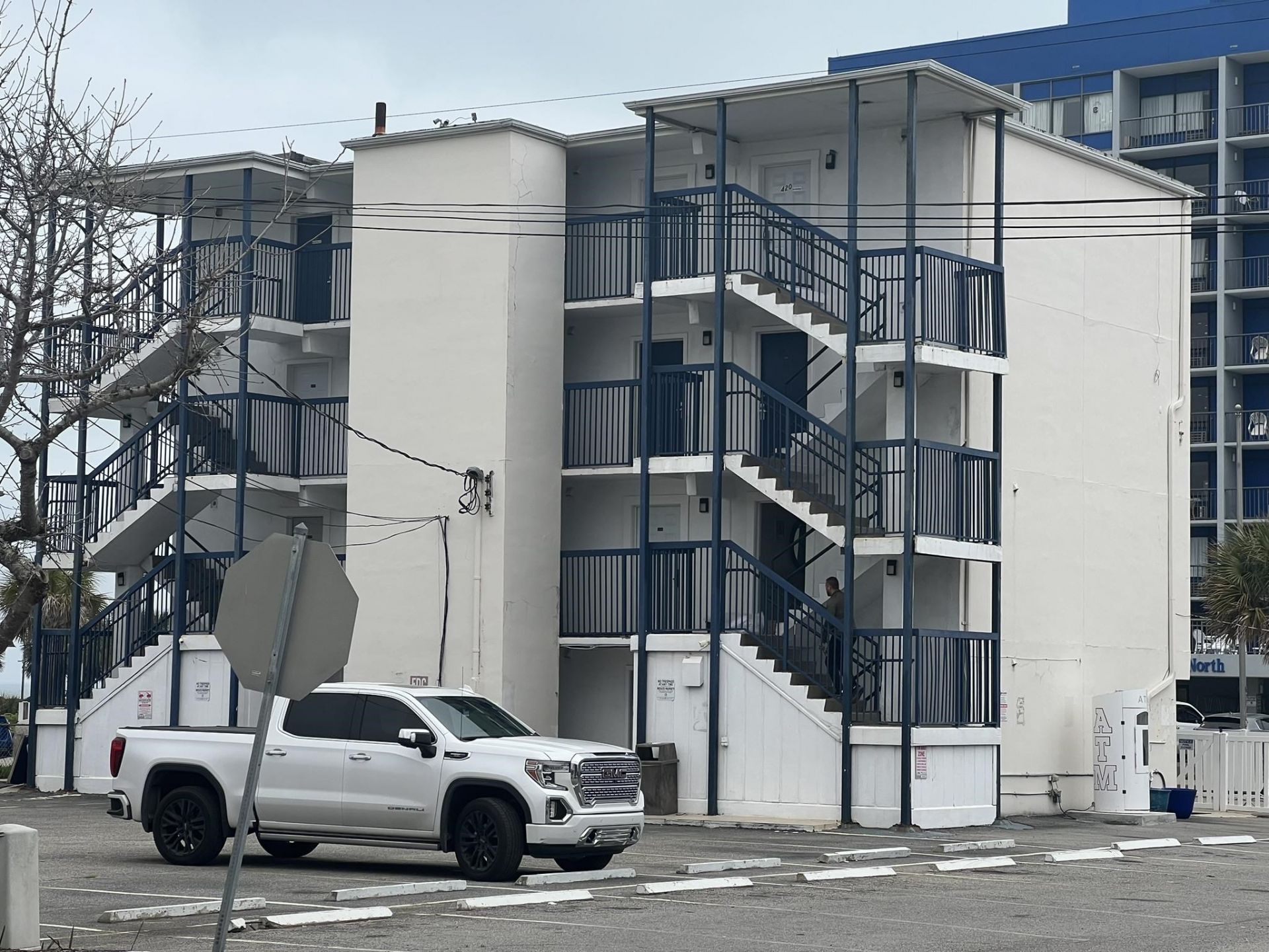 401 N Ocean Blvd. N Photo 7