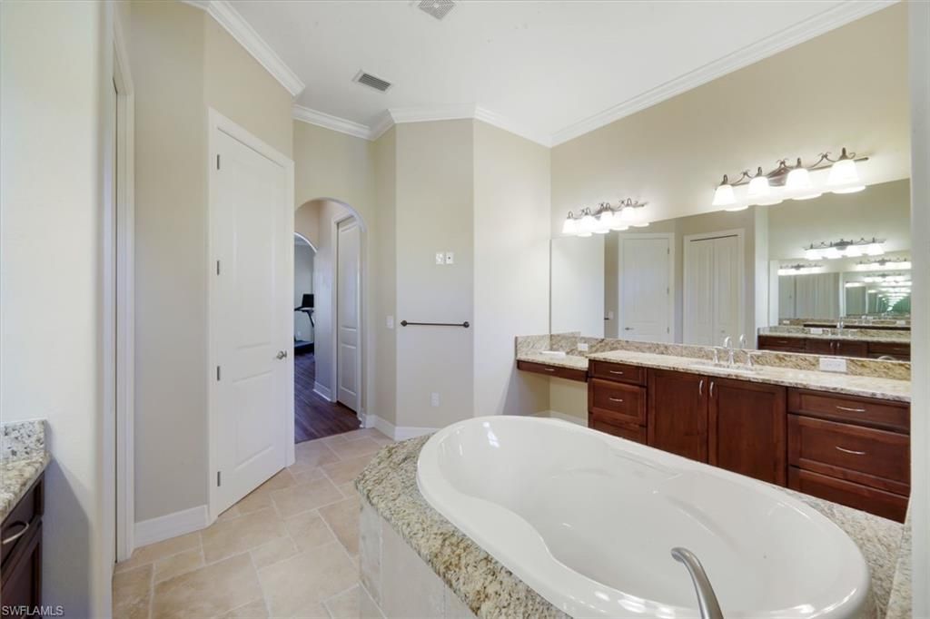 1621 SW 43rd Ter, Cape Coral, FL 33914 Photo