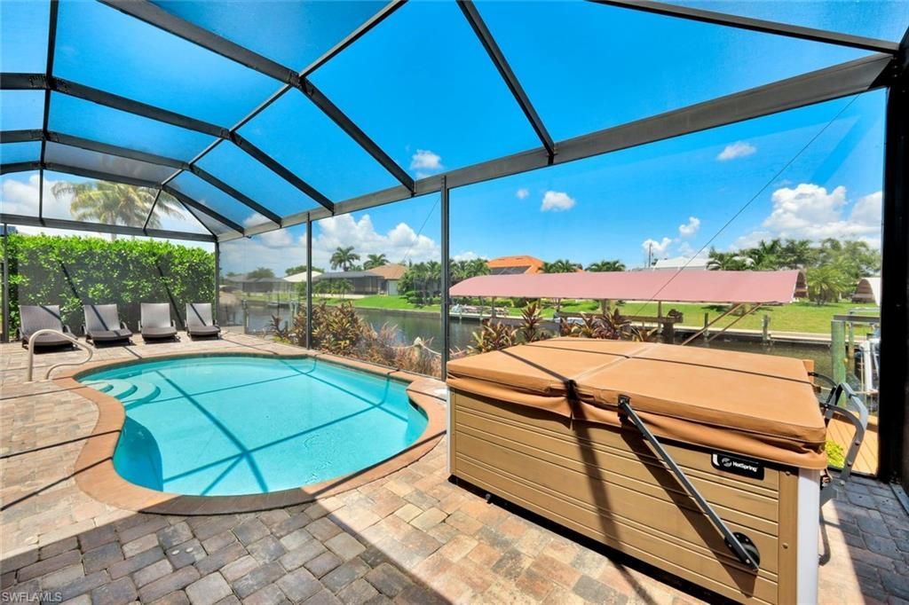 1621 SW 43rd Ter, Cape Coral, FL 33914 Photo