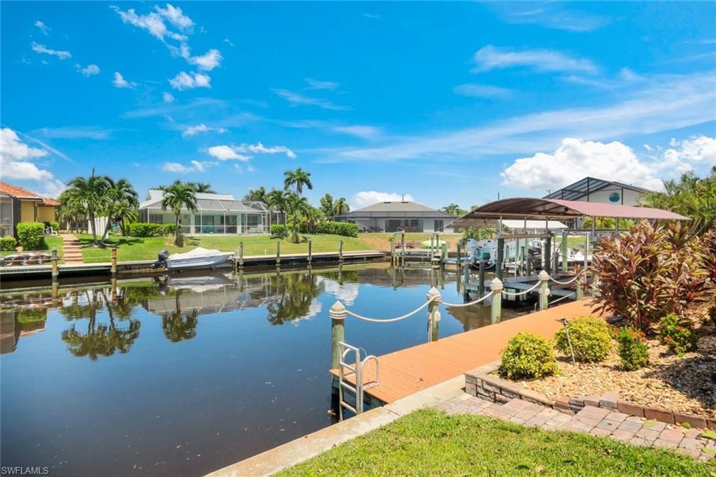 1621 SW 43rd Ter, Cape Coral, FL 33914 Photo