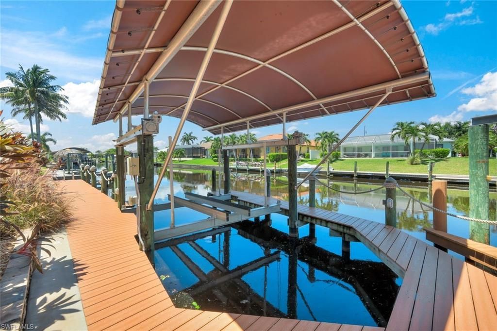 1621 SW 43rd Ter, Cape Coral, FL 33914 Photo