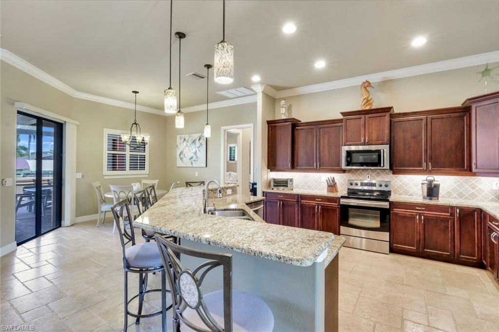 1621 SW 43rd Ter, Cape Coral, FL 33914 Photo