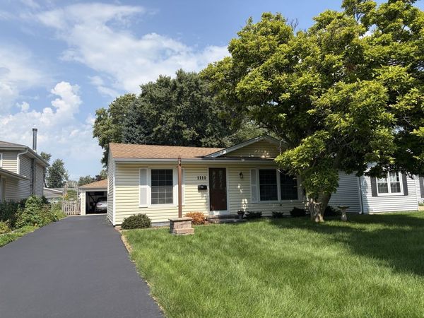 1111 Dawes Avenue , Wheaton, IL 60189