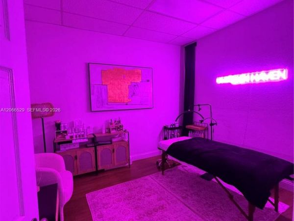 Unit 312, Oakland Park, FL 33334