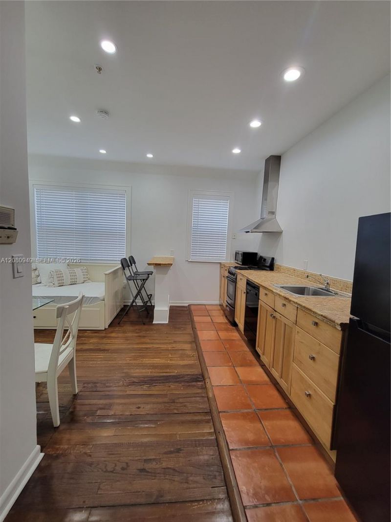1521 Lenox Ave, Unit 105, Miami Beach, FL 33139 Photo