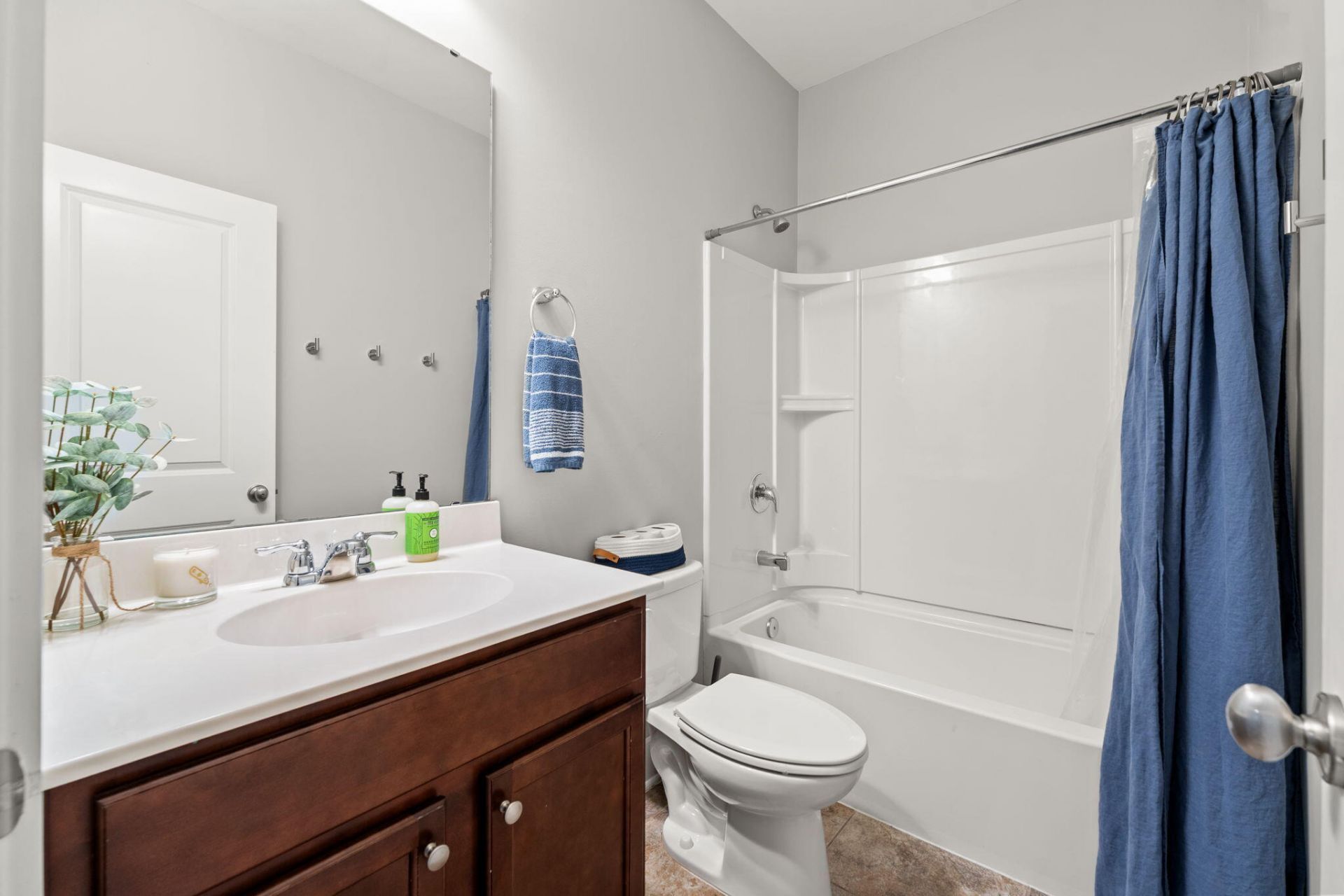 1243 Adela Hills Drive Photo 36