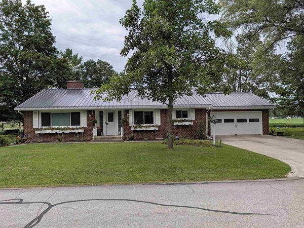756 Hillcrest Drive, Berne, IN 46711