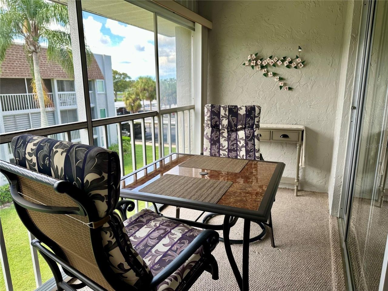 1330 Glen Oaks Drive E, Unit 370D, Sarasota, FL 34232 Photo