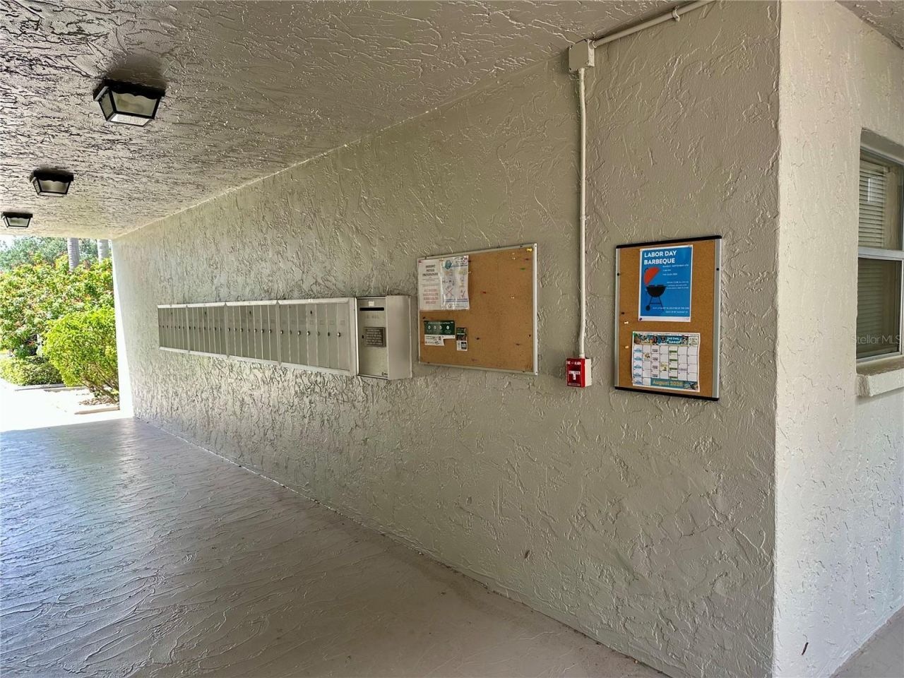 1330 Glen Oaks Drive E, Unit 370D, Sarasota, FL 34232 Photo