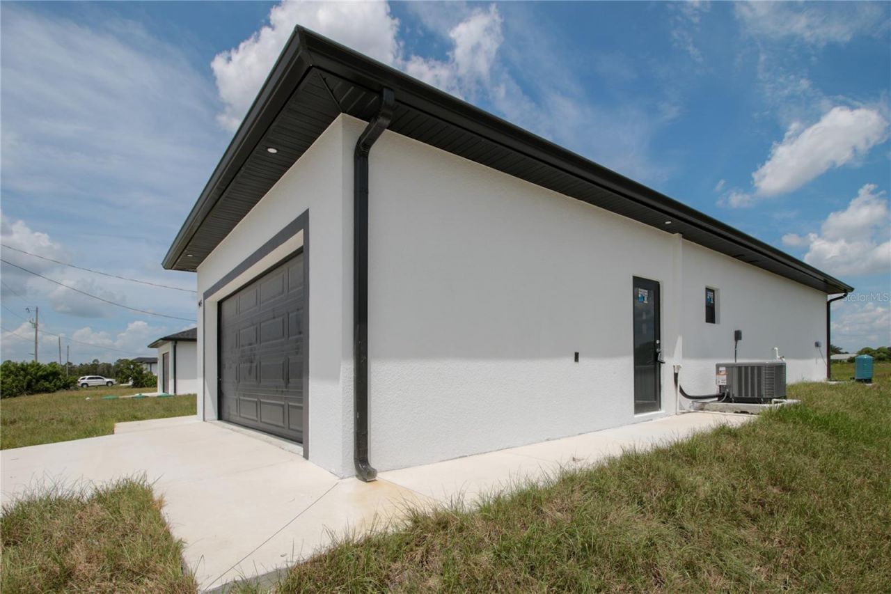 945 Commodore Street, Lehigh Acres, FL 33974 Photo